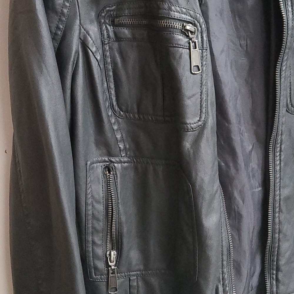 Jacket - Picture 2 of 4